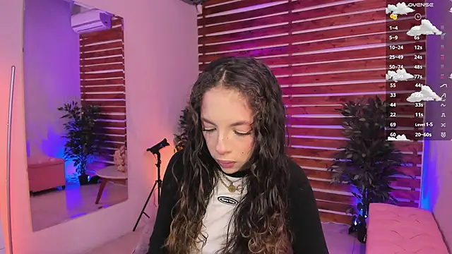 Sapphire Venuss online show from 11-07-25, 02:11