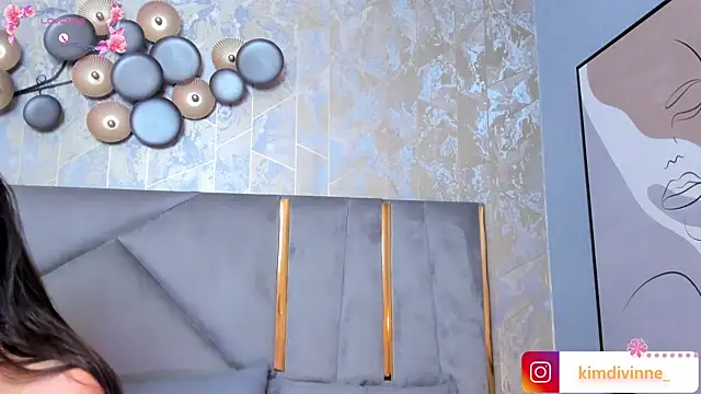 KimDevinne online show from 01-30-25, 02:49