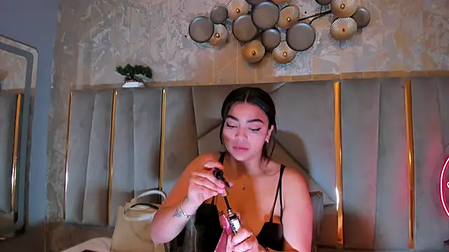 KimDevinne online show from 10-03-25, 03:03