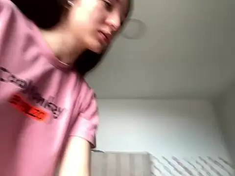 lunitayliam online show from 10-05-25, 04:38