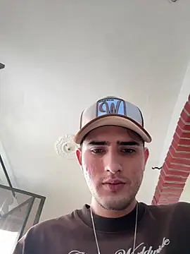 Snapshot of PhilipRich chatting on 04-28-26, 10:26 PhilipRich online show from 04-28-26, 10:26