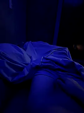 mismmia online show from 09-23-25, 04:37