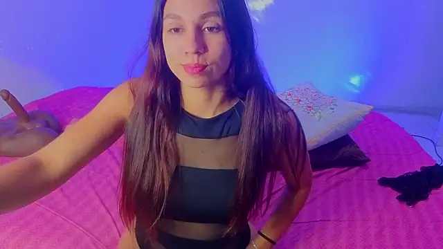 Snapshot of Luci_And_Sofi chatting on 02-27-26, 03:23 Luci And Sofi online show from 02-27-26, 03:23