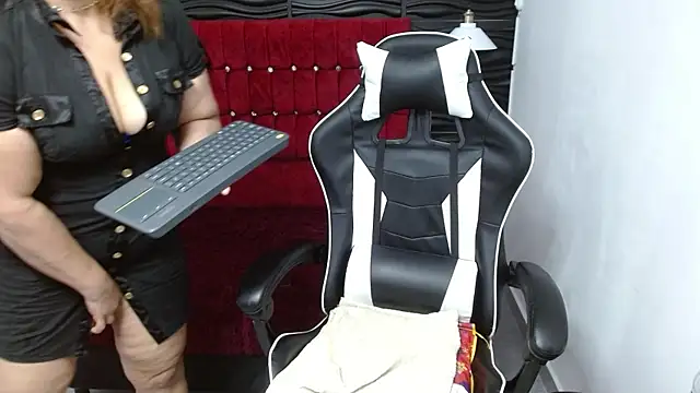 PervertedMature online show from 01-22-25, 06:42