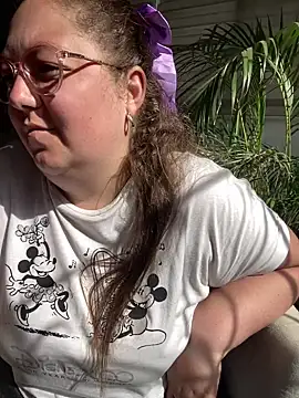 Chloee ep online show from 12-12-24, 07:26