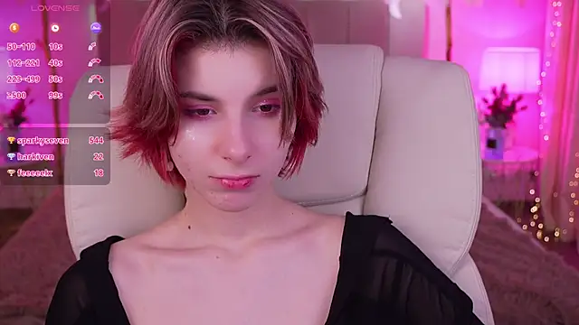 HaylaAmber online show from 12-24-24, 05:27