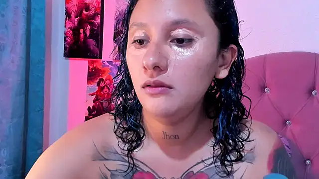 Snapshot of Mila_nixon02 chatting on 04-21-26, 03:13 Mila nixon02 online show from 04-21-26, 03:13