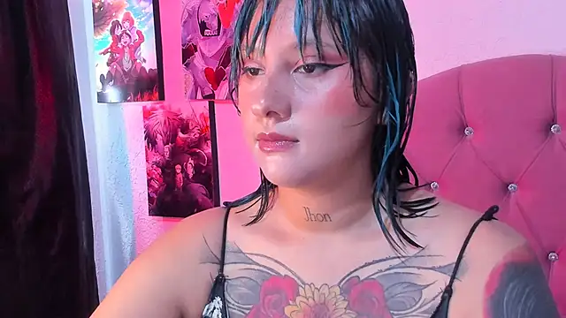 Snapshot of Mila_nixon02 chatting on 06-11-26, 04:27 Mila nixon02 online show from 06-11-26, 04:27