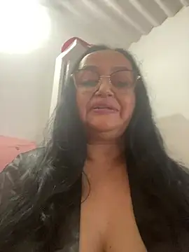 Snapshot of Gia_Nahomi chatting on 01-08-25, 07:45 Gia Nahomi online show from 01-08-25, 07:45