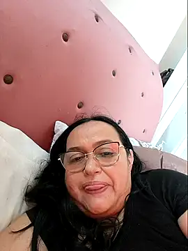 Snapshot of Gia_Nahomi chatting on 02-04-25, 03:15 Gia Nahomi online show from 02-04-25, 03:15