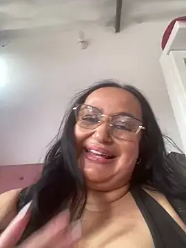 Snapshot of Gia_Nahomi chatting on 03-13-25, 07:17 Gia Nahomi online show from 03-13-25, 07:17