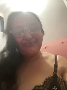 Snapshot of Gia_Nahomi chatting on 03-15-25, 02:14 Gia Nahomi online show from 03-15-25, 02:14