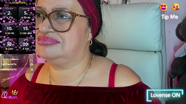 Gia Nahomi online show from 05-16-26, 12:07