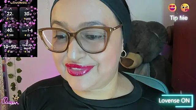 Gia Nahomi online show from 05-21-26, 09:44