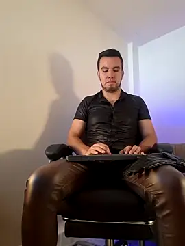 bradley colt online show from 03-11-25, 03:12