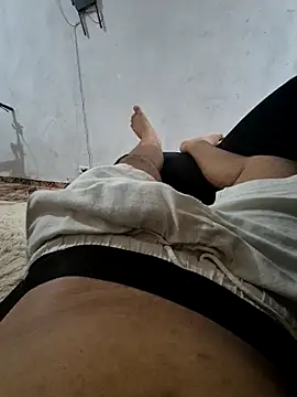 VouchingLagging online show from 12-19-25, 03:46