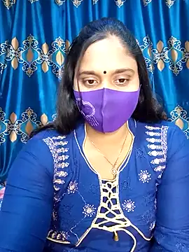 Hot Maleka online show from 03-09-25, 02:32