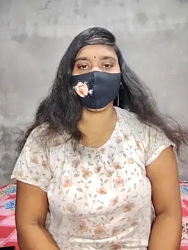 Hot Maleka online show from 09-24-25, 12:47