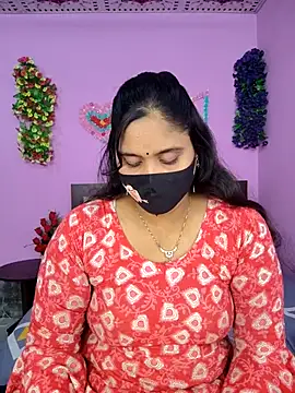 Hot Maleka online show from 11-05-25, 04:29