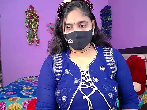 Snapshot of Hot_Maleka chatting on 01-18-26, 03:16 Hot Maleka online show from 01-18-26, 03:16