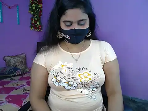 Snapshot of Hot_Maleka chatting on 02-12-26, 04:35 Hot Maleka online show from 02-12-26, 04:35