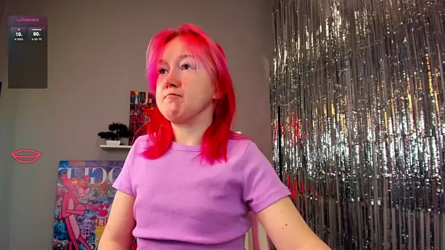 Snapshot of Sara_Robinson chatting on 01-03-25, 03:16 Sara Robinson online show from 01-03-25, 03:16