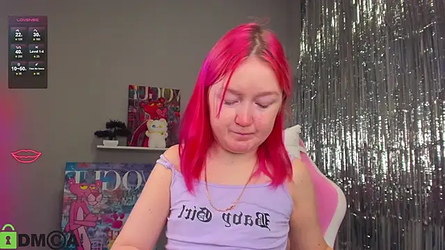 Snapshot of Sara_Robinson chatting on 01-16-25, 03:02 Sara Robinson online show from 01-16-25, 03:02