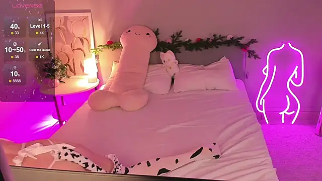 Snapshot of Sara_Robinson chatting on 01-20-25, 10:18 Sara Robinson online show from 01-20-25, 10:18