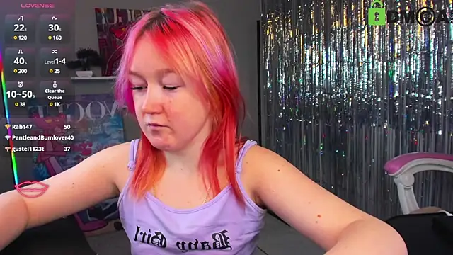 Snapshot of Sara_Robinson chatting on 01-26-25, 02:19 Sara Robinson online show from 01-26-25, 02:19