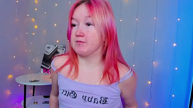 Snapshot of Sara_Robinson chatting on 01-27-25, 01:19 Sara Robinson online show from 01-27-25, 01:19