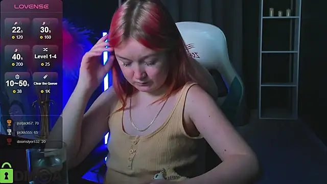 Snapshot of Sara_Robinson chatting on 02-24-25, 04:36 Sara Robinson online show from 02-24-25, 04:36