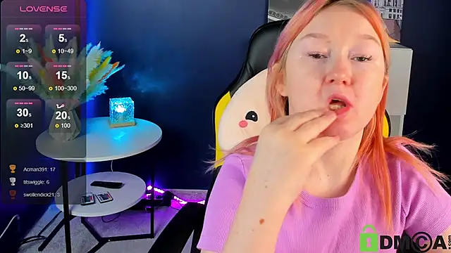 Snapshot of Sara_Robinson chatting on 02-27-25, 01:17 Sara Robinson online show from 02-27-25, 01:17