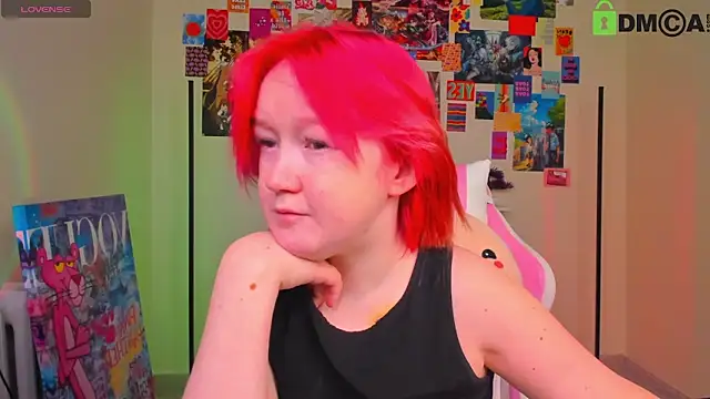 Snapshot of Sara_Robinson chatting on 03-13-25, 03:00 Sara Robinson online show from 03-13-25, 03:00