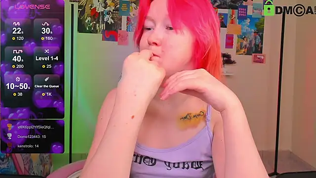 Snapshot of Sara_Robinson chatting on 03-13-25, 06:05 Sara Robinson online show from 03-13-25, 06:05