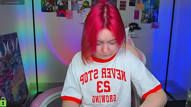 Snapshot of Sara_Robinson chatting on 03-19-25, 03:09 Sara Robinson online show from 03-19-25, 03:09