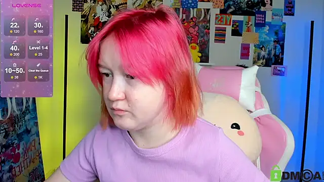 Snapshot of Sara_Robinson chatting on 03-21-25, 03:12 Sara Robinson online show from 03-21-25, 03:12