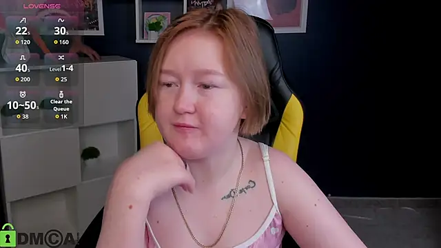 Snapshot of Sara_Robinson chatting on 11-08-25, 03:07 Sara Robinson online show from 11-08-25, 03:07