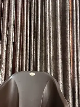 Snapshot of Sexo_shivani chatting on 12-21-25, 09:27 Sexo shivani online show from 12-21-25, 09:27