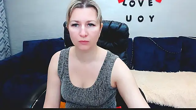 Incredible Ariela online show from 12-04-25, 08:01