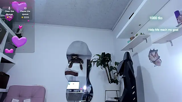 emily palmeer online show from 09-24-25, 10:51