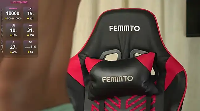 Snapshot of May_Dylan1 chatting on 12-30-24, 12:11 May Dylan1 online show from 12-30-24, 12:11