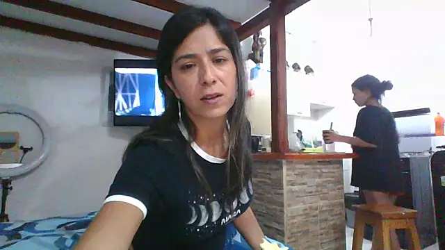 Snapshot of Sahana_Ashiika chatting on 05-11-26, 04:04 Sahana Ashiika online show from 05-11-26, 04:04