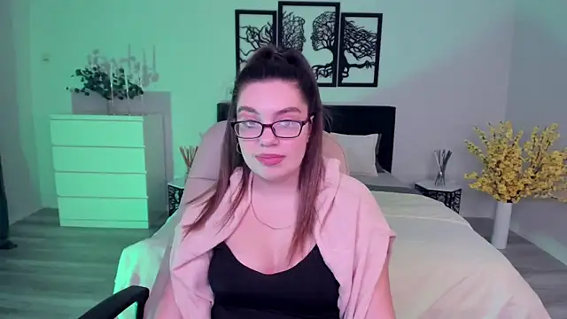 DaniellaLovely online show from 12-07-24, 02:35