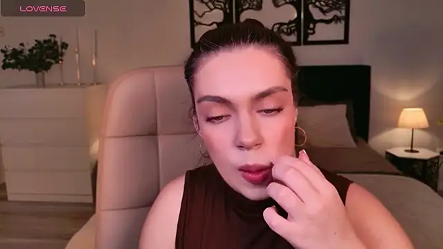 DaniellaLovely online show from 10-27-25, 11:36