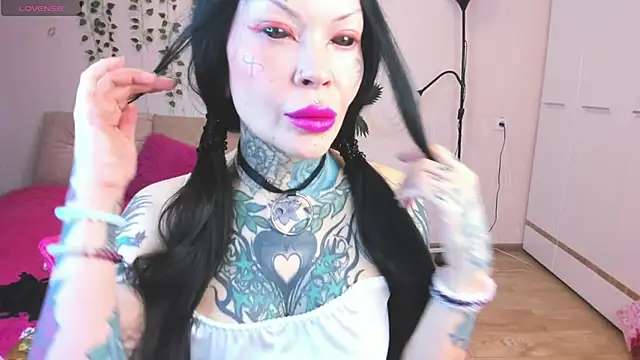 Megan Black Moon online show from 12-05-25, 04:10