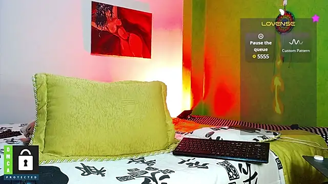 Snapshot of Diilanhott chatting on 01-30-25, 01:44 Diilanhott online show from 01-30-25, 01:44