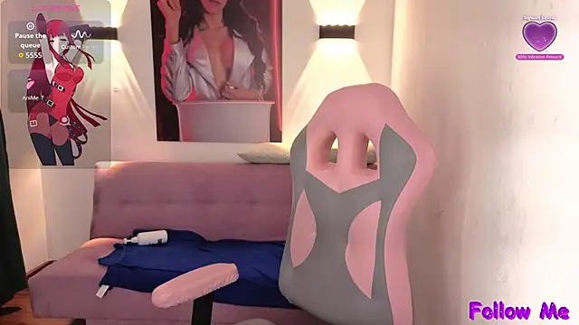 Snapshot of vittorialombardi__ chatting on 10-26-25, 07:25 vittorialombardi online show from 10-26-25, 07:25