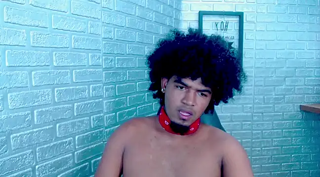 Snapshot of JaicobRuneer chatting on 03-16-25, 02:22 JaicobRuneer online show from 03-16-25, 02:22