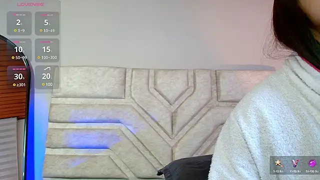 Rebeca Williams  online show from 03-07-25, 12:37