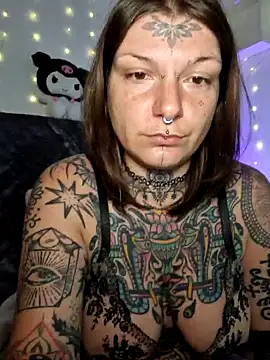 lizzardqueeen online show from 02-02-26, 03:16